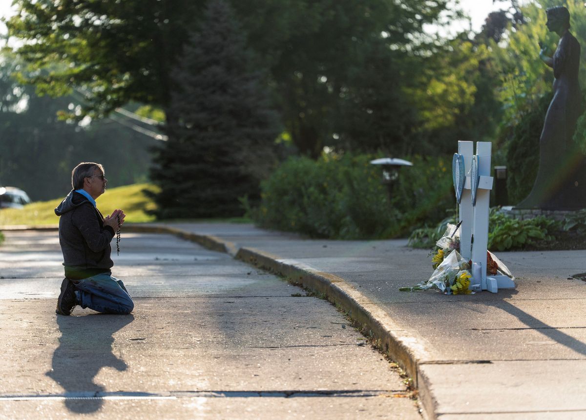 Minneapolis shooting mourner
