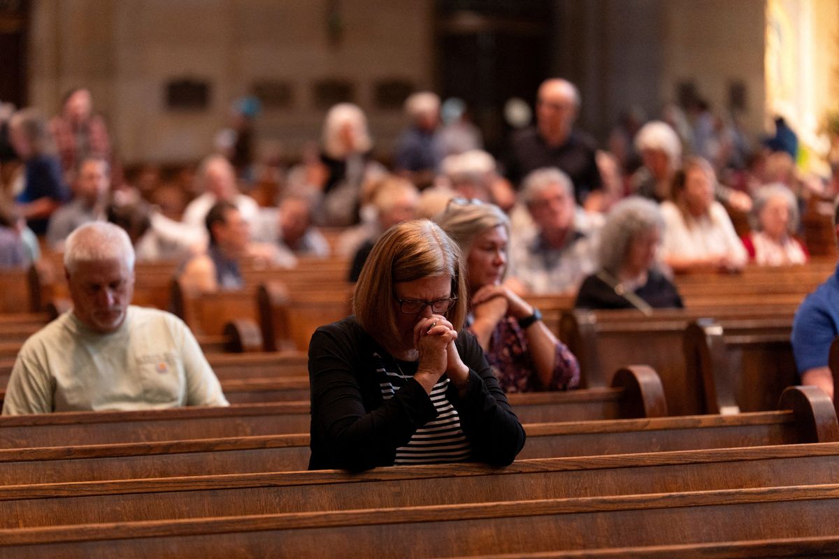 Minneapolis shooting mourners