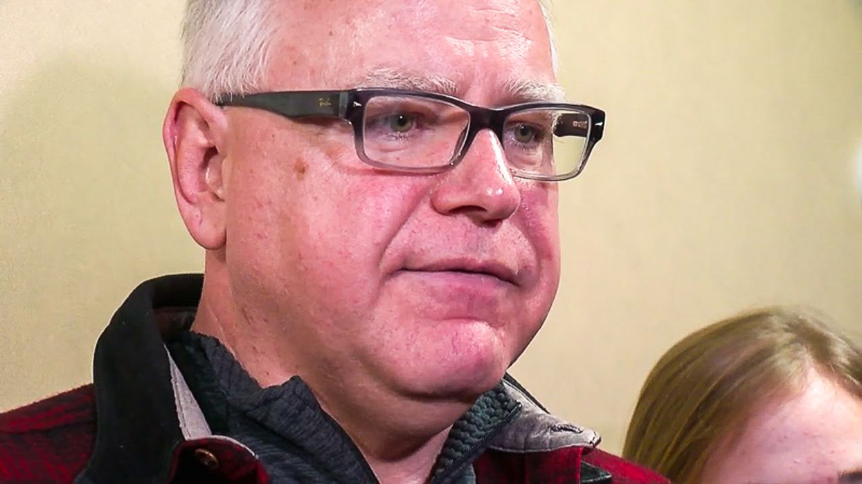 Black SUVs at home of Minnesota VP candidate Tim Walz ignites internet speculation