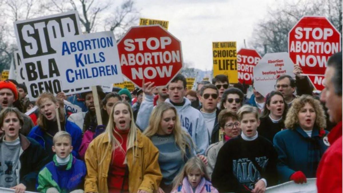Missouri Republican pitches new law to stop women from traveling out of state to get abortions