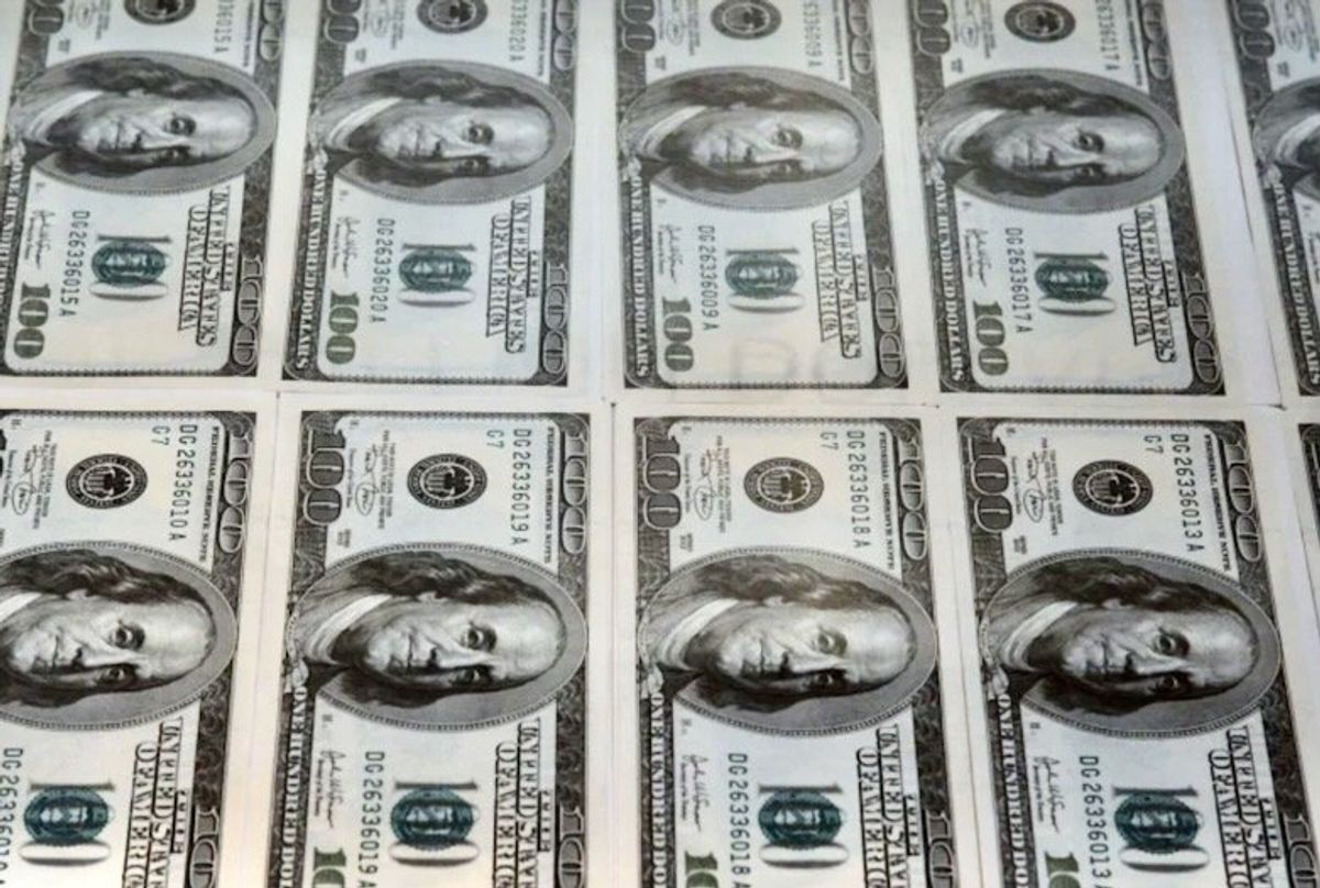 Thieves steal $30 million cash in Los Angeles heist