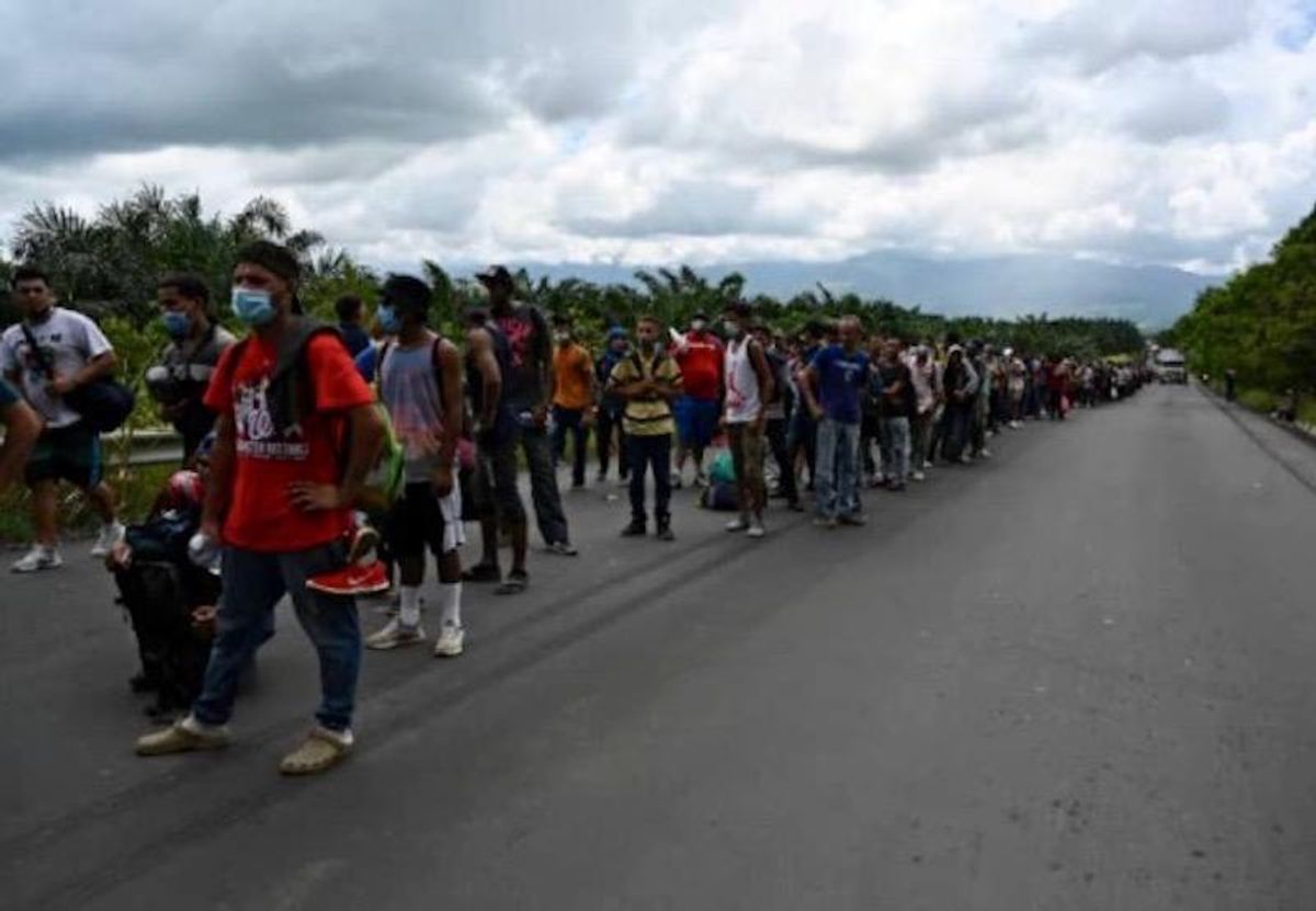 New migrant caravans leaving Honduras to pursue American dream