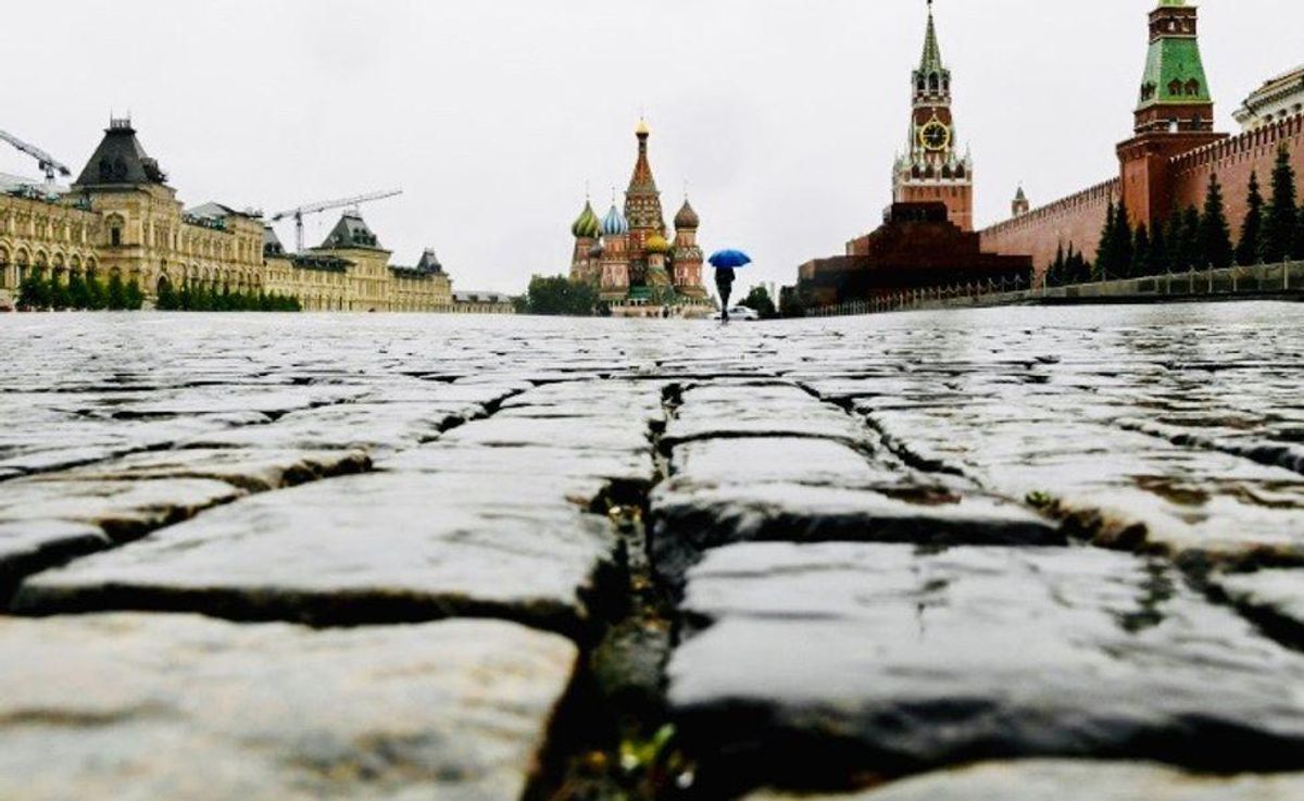 Moscow orders fresh virus restrictions as deaths soar