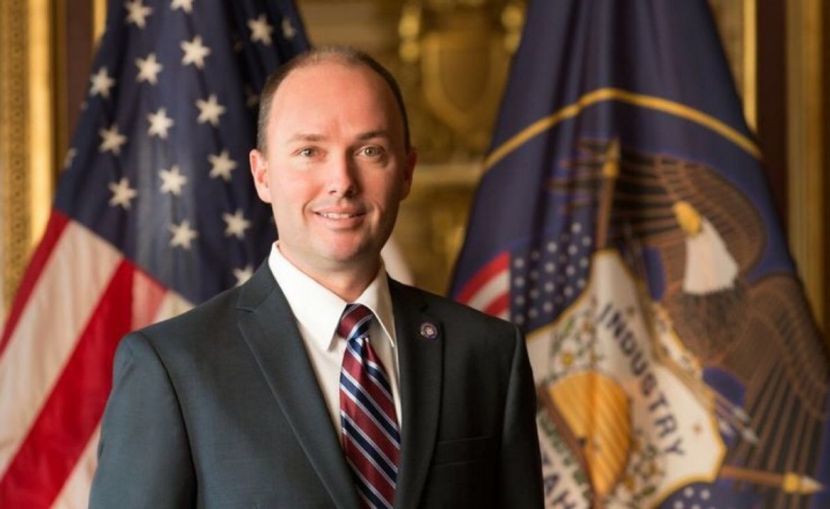 Californian 'refugees' told to stay out of Utah by state's governor