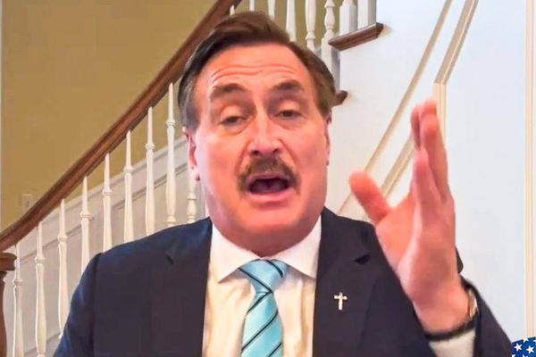 Mike Lindell returns to live-T.V. shilling as legal fees bust his wallet: report