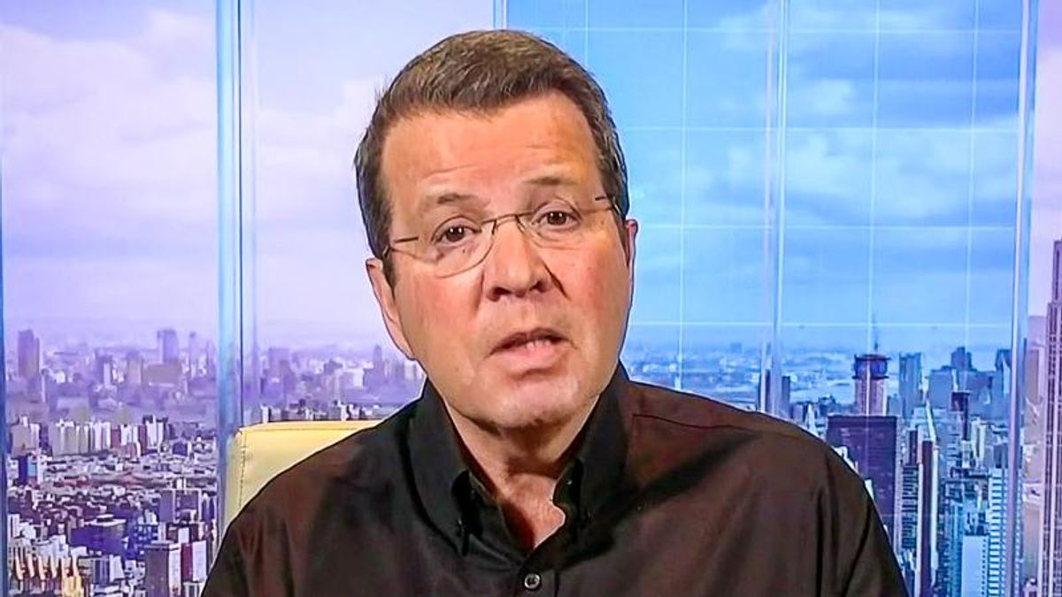 Fox News host reveals his company's vaccine mandate on-air: 'I know it's going to get me in trouble'