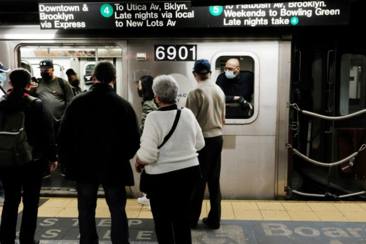 Police arrest suspect who set woman on fire in New York subway