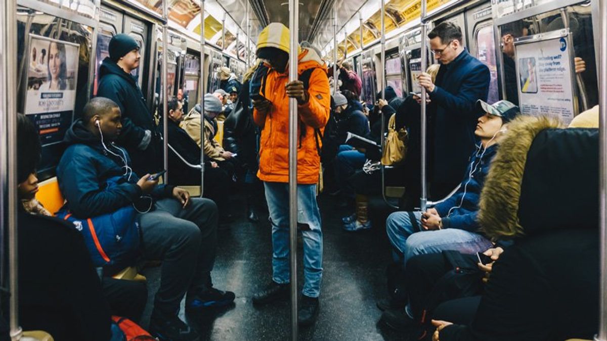 Shocking video shows slur-chanting teens beating Black teen on subway