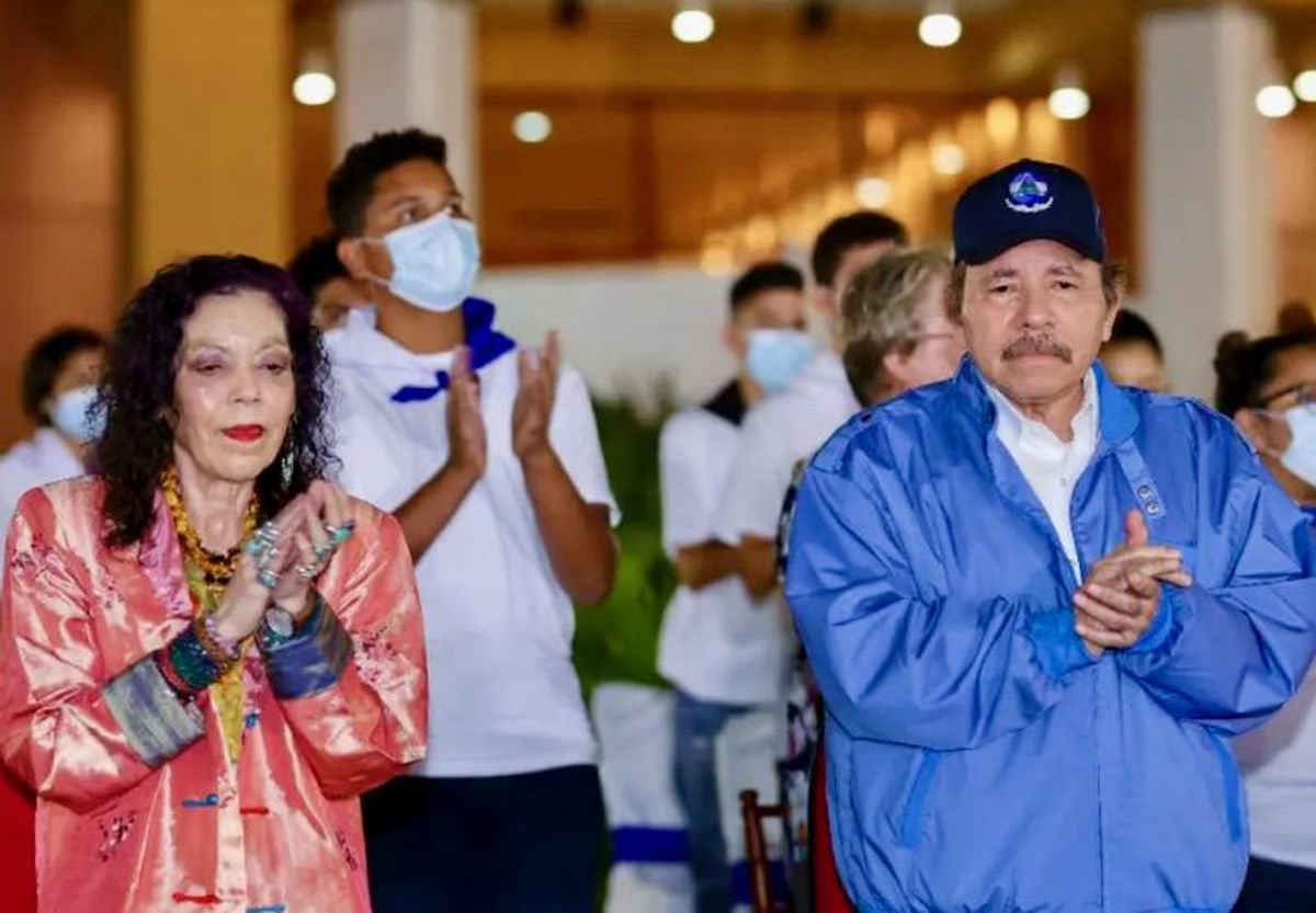 Nicaraguan president, wife banned from US