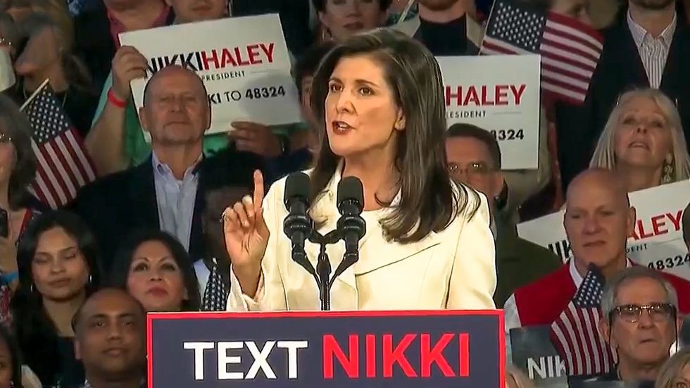 'Larry Hogan got a tan': Ex-Trump adviser takes racial jab at 'not white' Nikki Haley