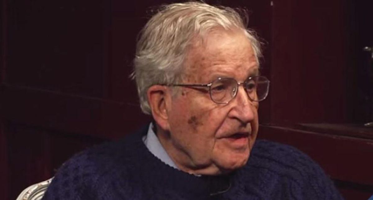 Noam Chomsky proposes ‘one sensible approach to ending the tragedy’ in Ukraine