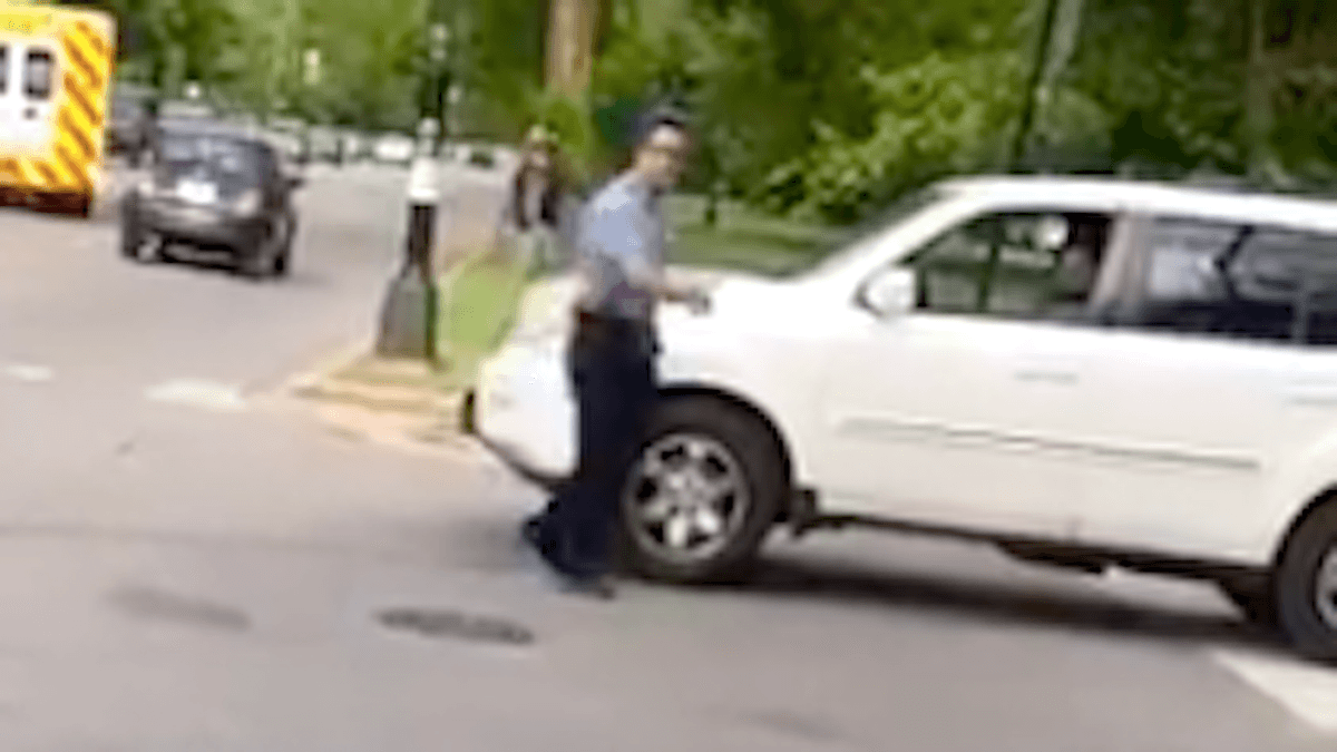 WATCH: Chicago cop draws gun during road rage clash weeks after fatally shooting Black man in the back