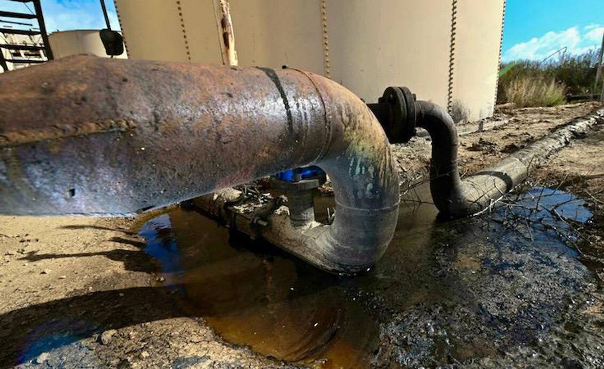 America is finally cleaning up its abandoned, leaking oil wells