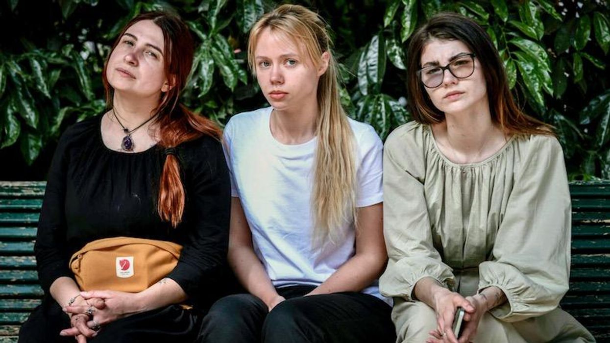 Ukrainian women ask West to save trapped Mariupol defenders