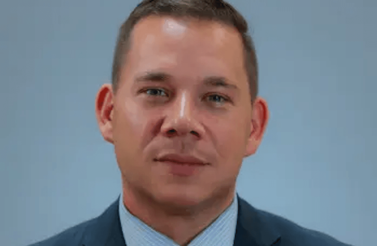Epic blunder as Republican accidentally enacts bill he meant to veto