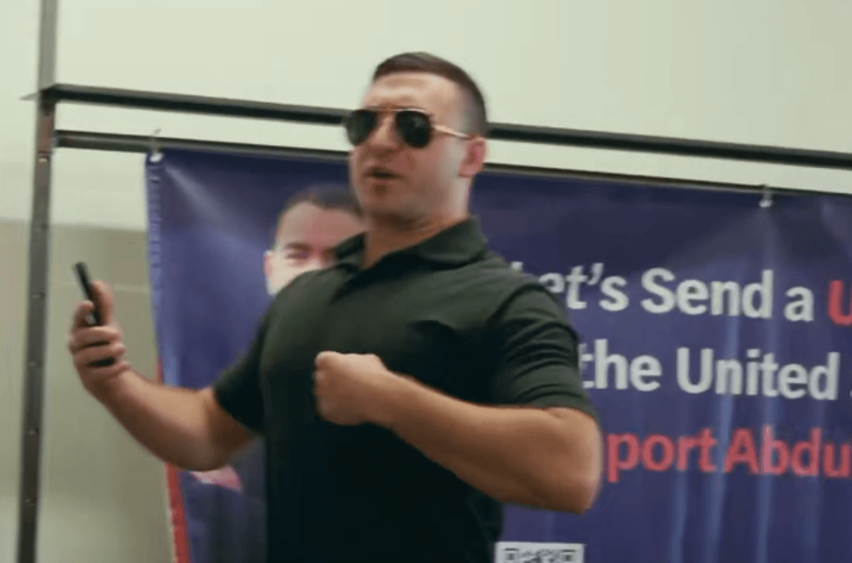 Pardoned J6er humiliated after botched attempt to crash Dem campaign event