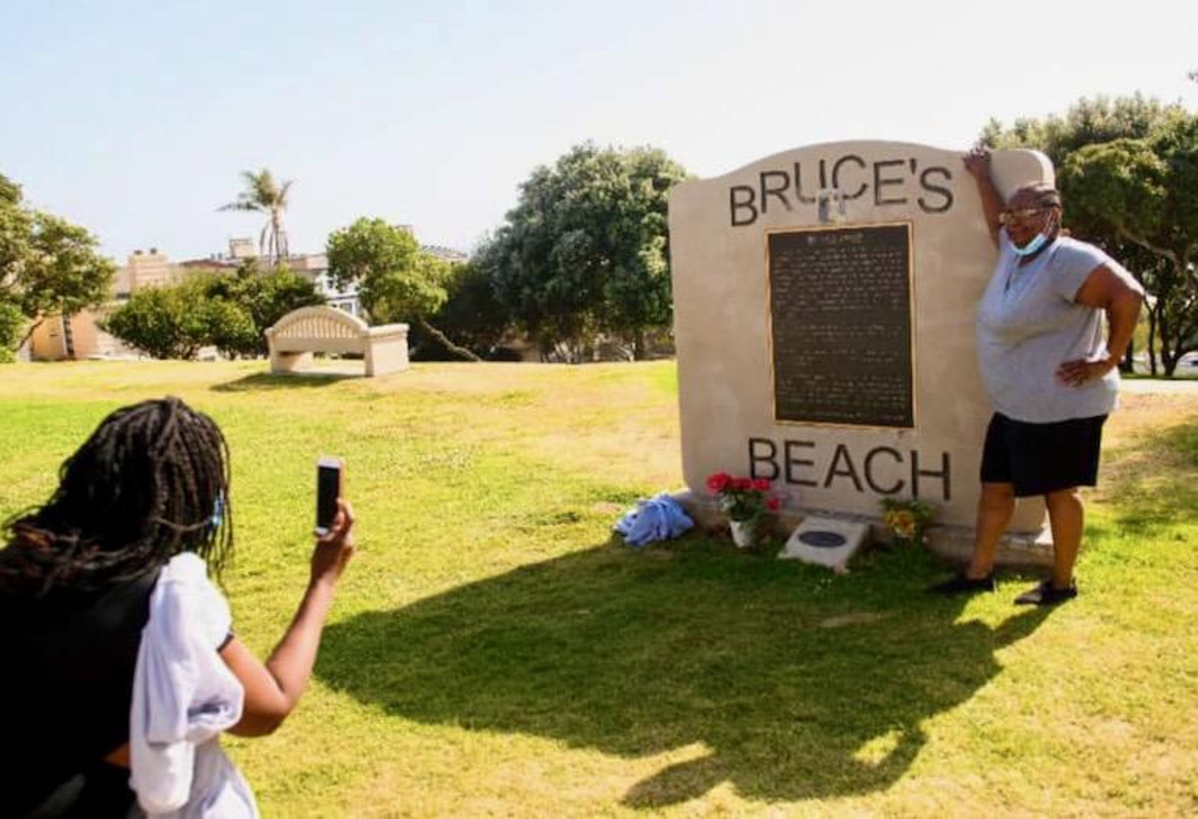 Los Angeles to pay $20 million to Black family after racist officials confiscated their land in 1924 (rawstory.com)