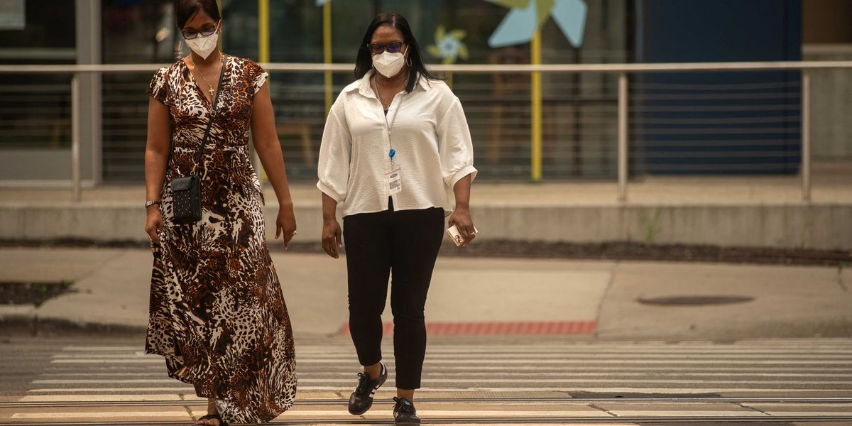 Trump threatens Canada over smoke 'invading' US