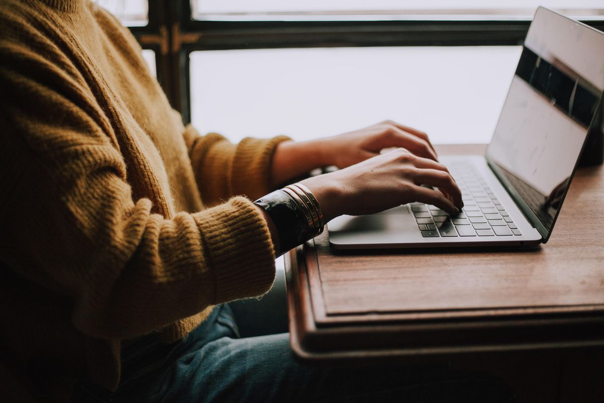 Cookies: I looked at 50 well-known websites and most are gathering our data illegally