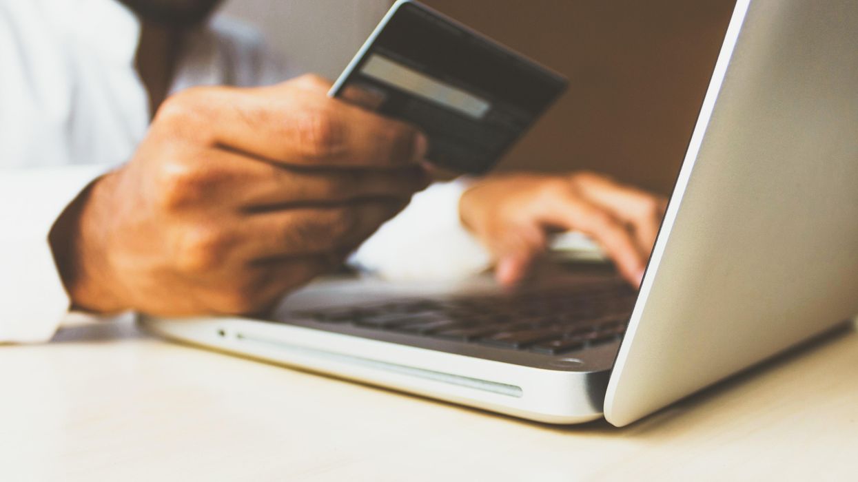 Progressive senators sound alarm over rise of 'predatory' medical credit cards