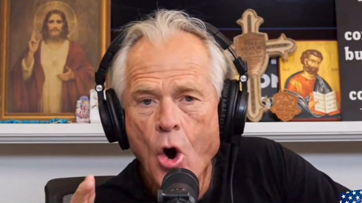 'You are scum!' Peter Navarro melts down after woman on plane says 'go back to prison'