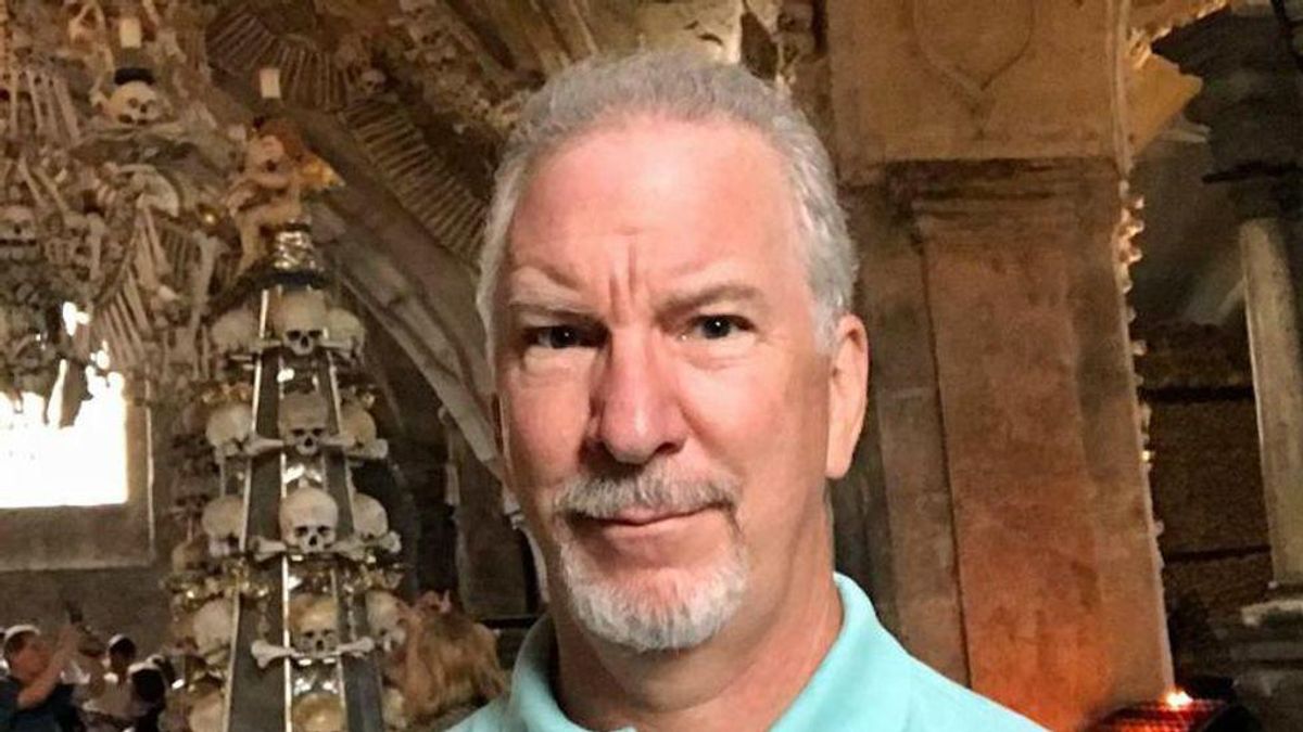 'There's too much money to be had': Deaths of anti-vaxx radio hosts will probably have no impact