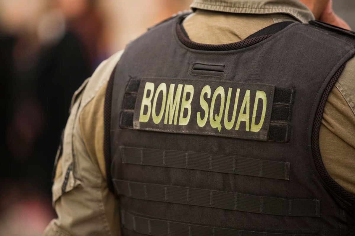 Philadelphia City Hall evacuates 2,500 as bomb squad called in: reports