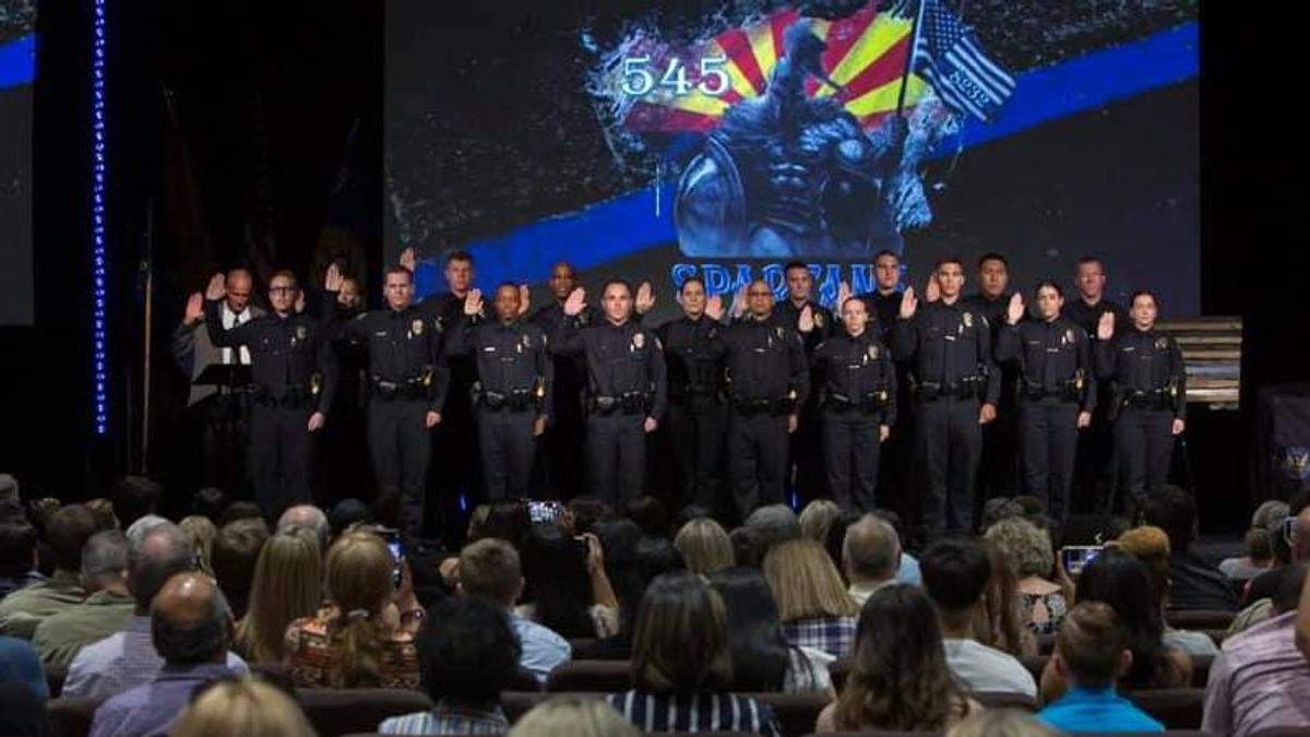 Arizona police recruits trained by watching video of cop shooting protester in the groin: report