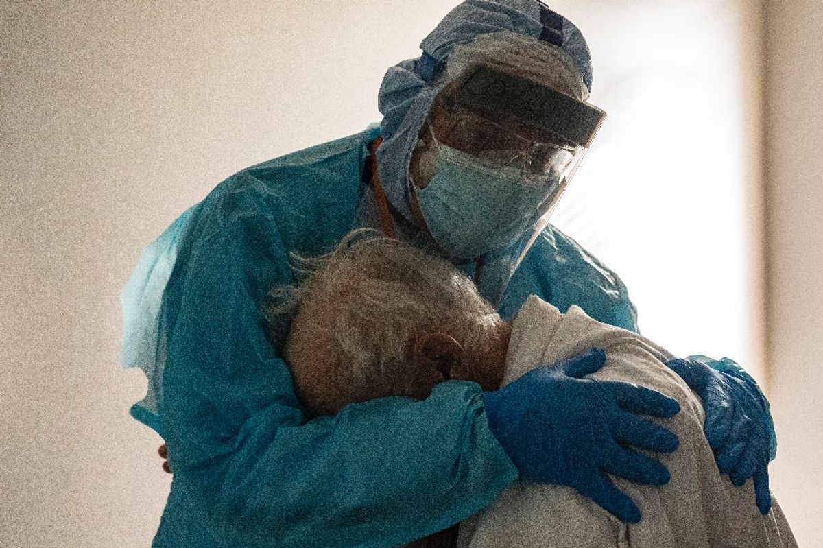 Only seven of Stanford's first 5,000 vaccines were designated for doctors who worked with COVID patients