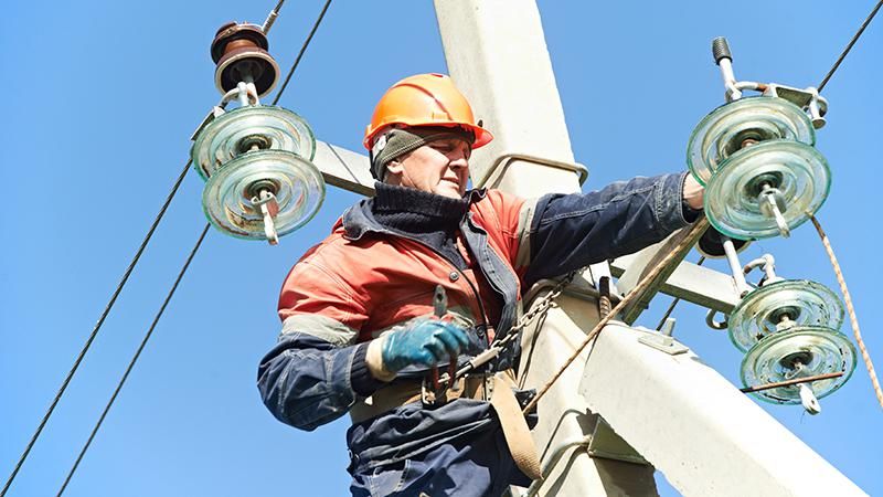 power lineman