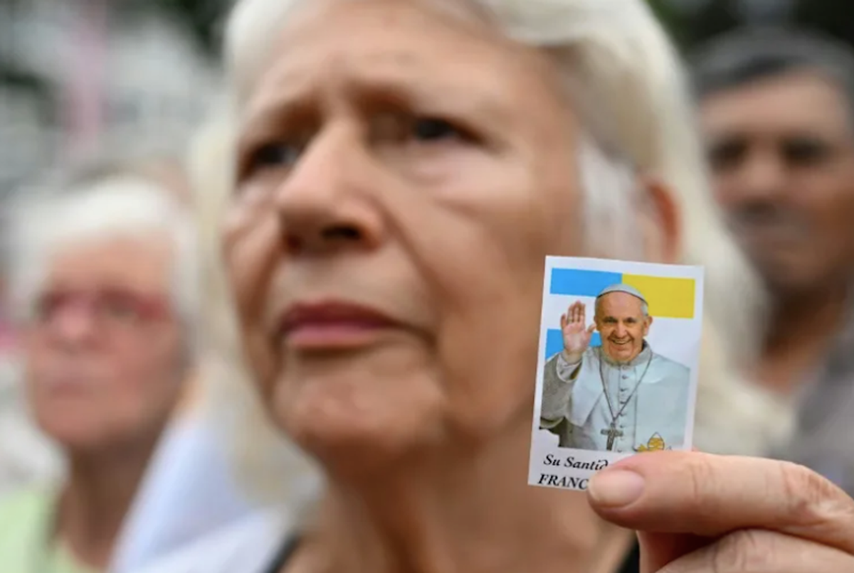 Ailing pope resting amid slight improvement: Vatican