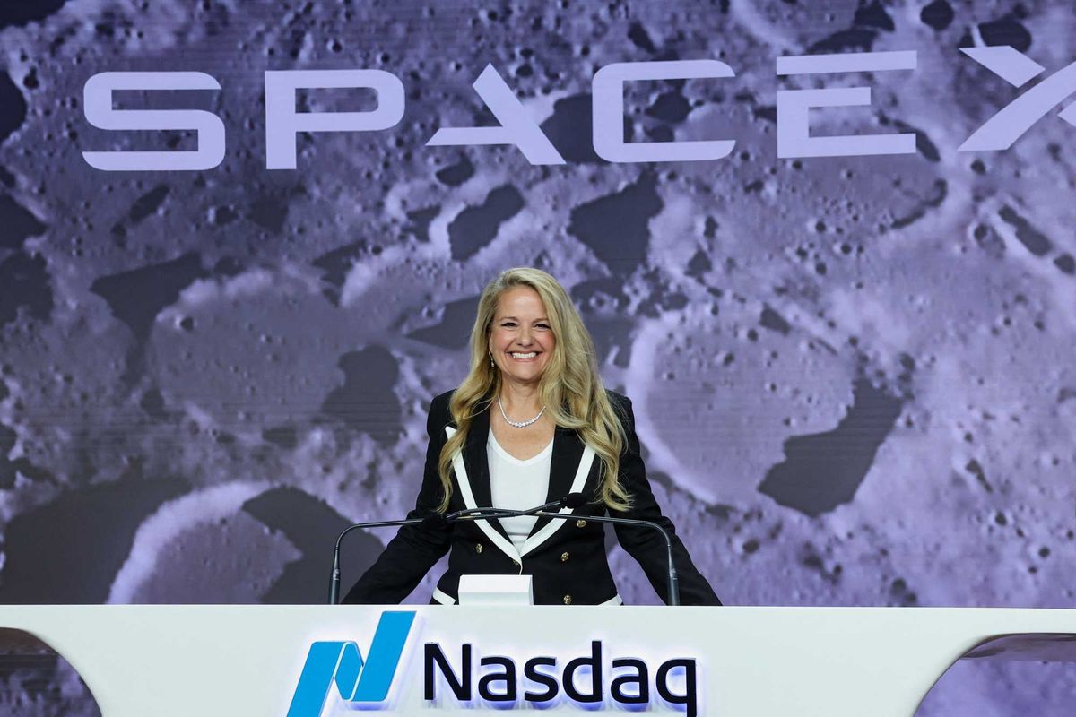 Trump gushes over Musk's No. 2 for donating millions while her boss gives nothing