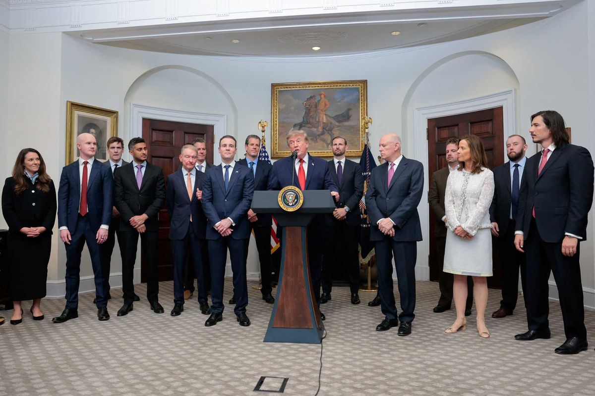 Crypto leaders left squirming at White House as Trump keeps them waiting