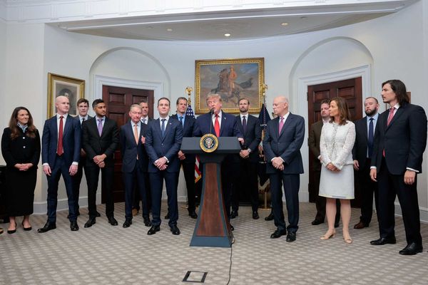 Crypto leaders left squirming at White House as Trump keeps them waiting