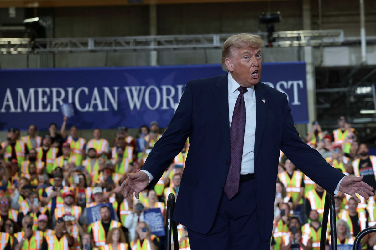 Trump's 'bizarre' impersonation befuddles the internet: 'What in the name of God?'
