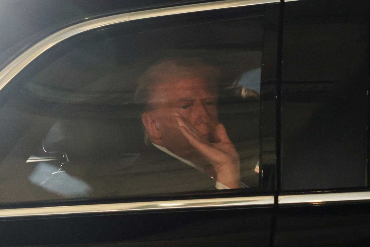 CNN warns of 'unscripted' fury from Trump at SOTU: 'Is he going to contain his anger?'