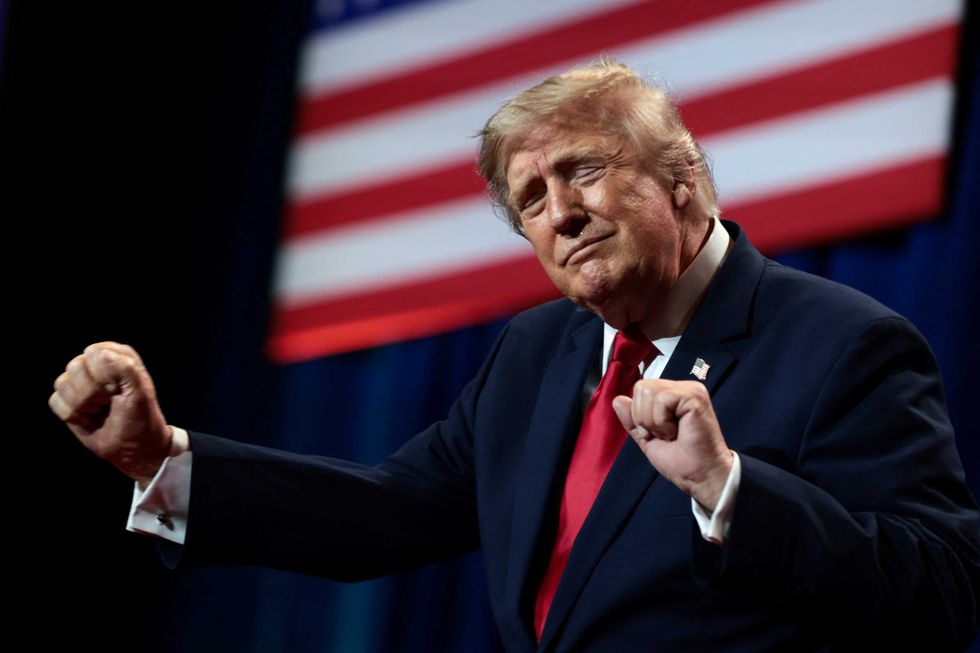 Trump's 'incoherent' glitch on Fox News stuns analyst: 'It just goes wrong'