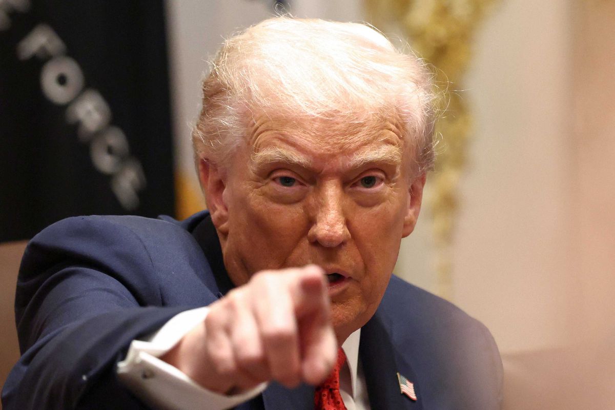 Trump’s 'unhinged' behavior ignites 25th Amendment chatter — but expert warns of slim odds