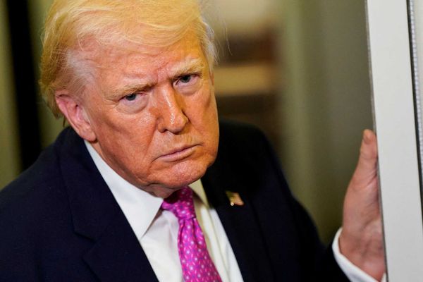 Major Trump goal 'hitting a wall' as fellow strongman's regime 'exploding': ex-GOP insider