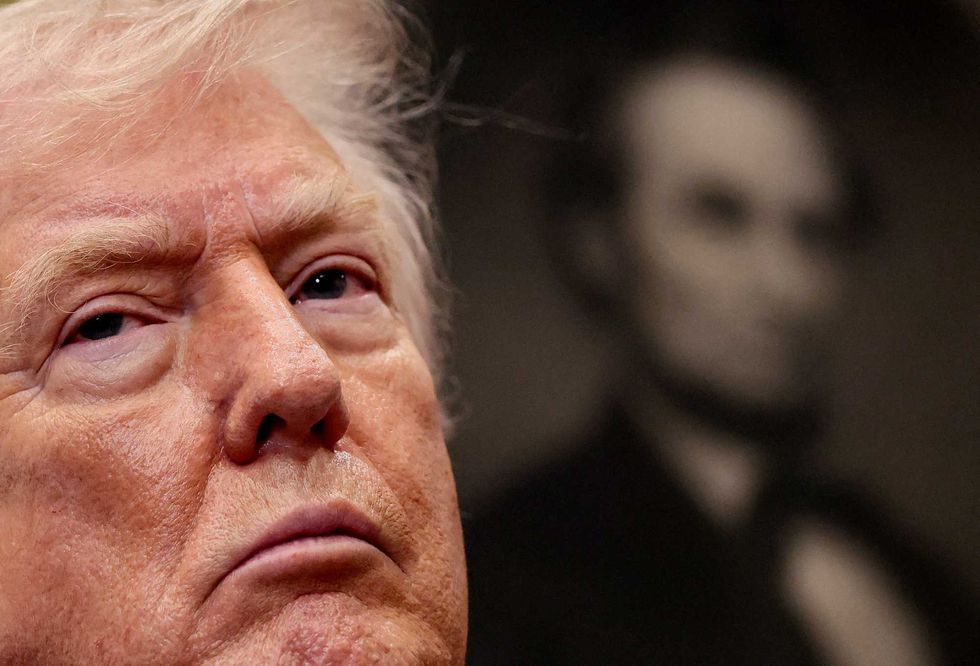 Trump gets 'terse warning' from another country after raid: 'Not mincing his words!'