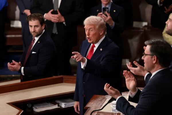 CNN montage catches Trump falling into same SOTU trap as Biden