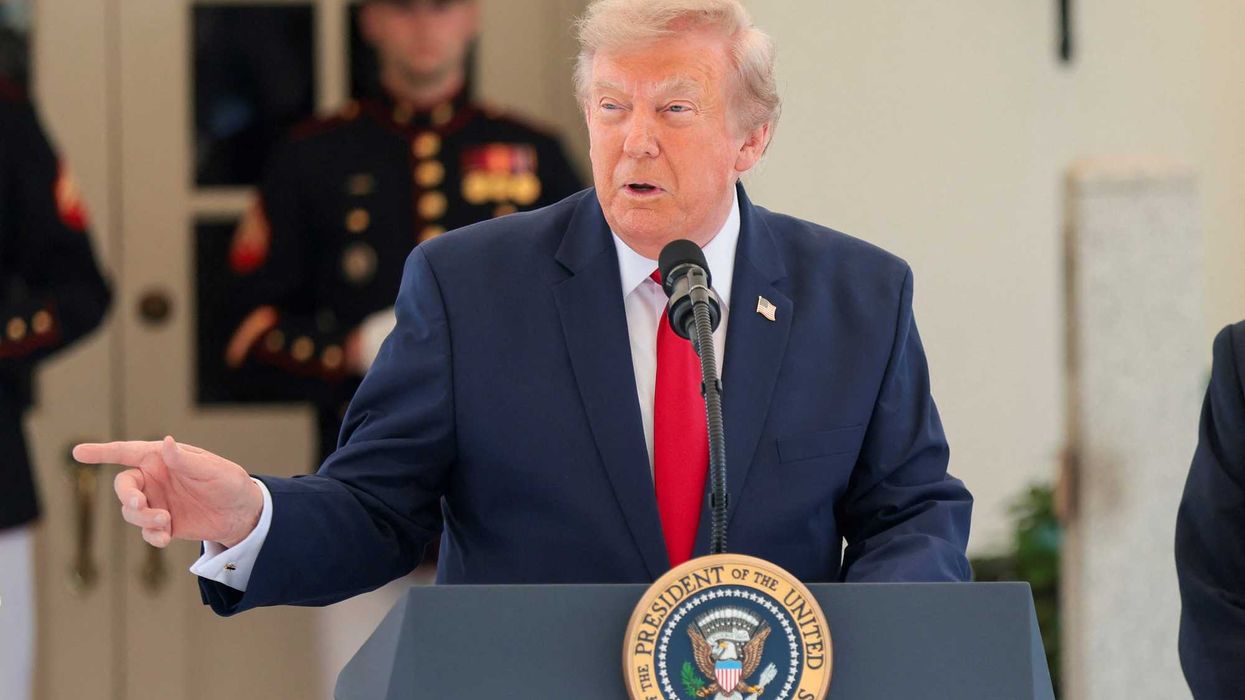 Mystery as Trump announces prime time address to nation