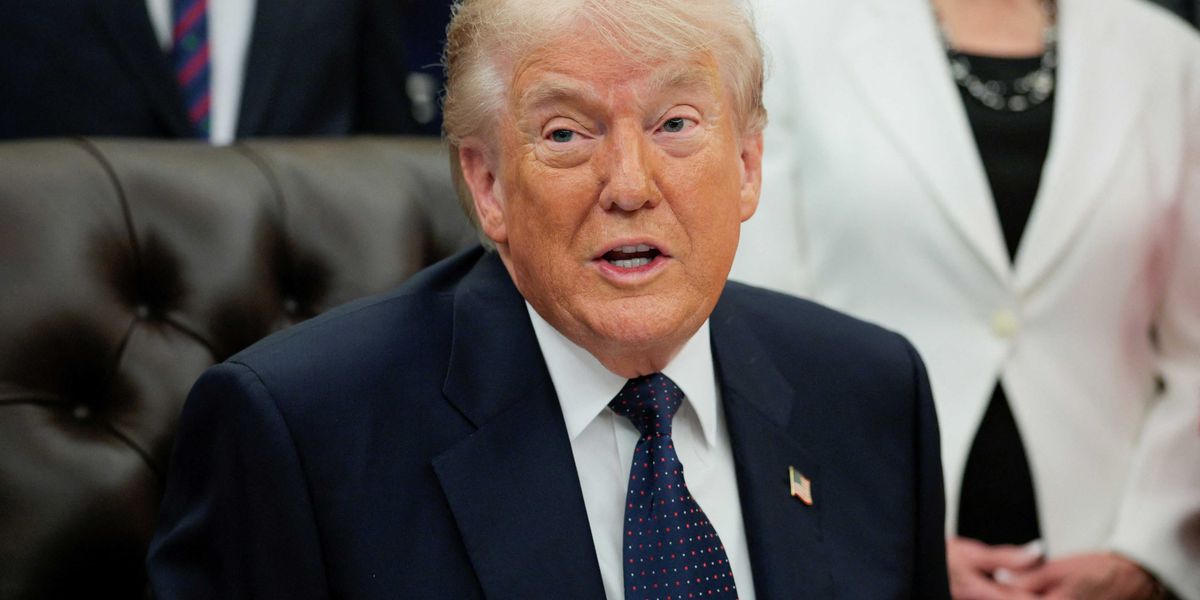 'Blustering' Trump rekindles mockery as he backs down in Iran: 'Taco Tuesday, baby!'