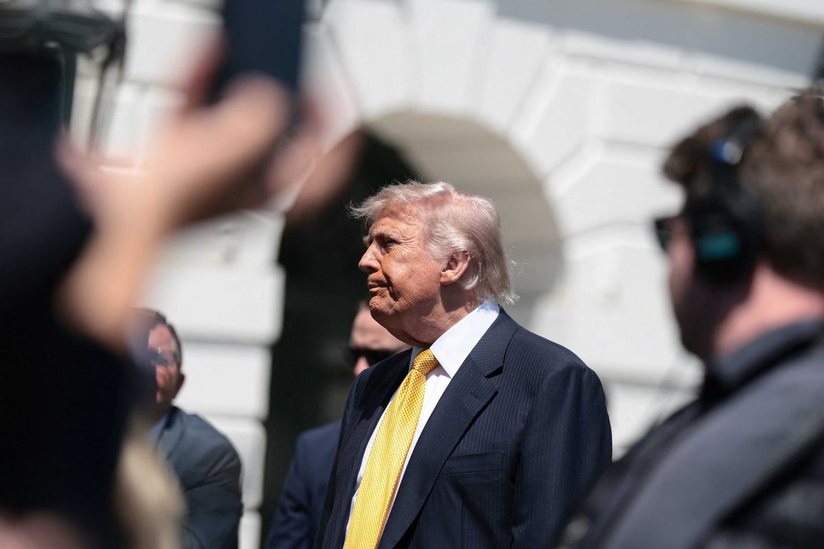 'Great job': Trump heaps praise on top official he pushed out
