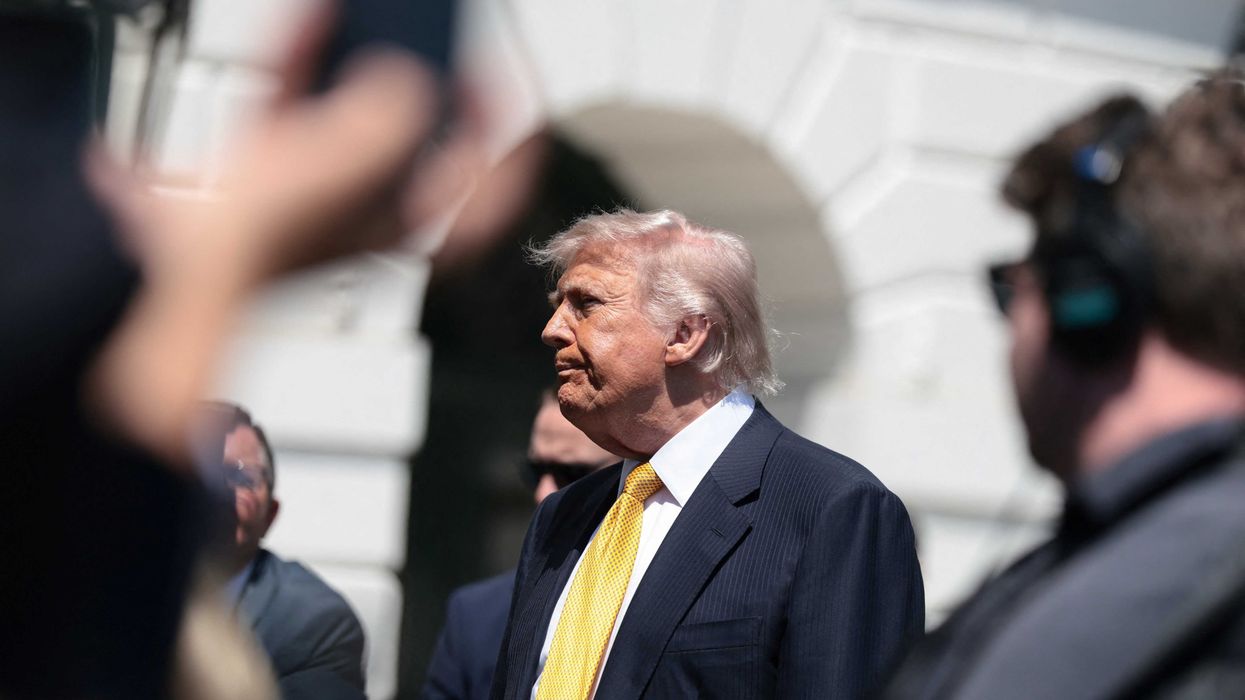 Top Republican criticizes Trump's reckless grip on the U.S. economy