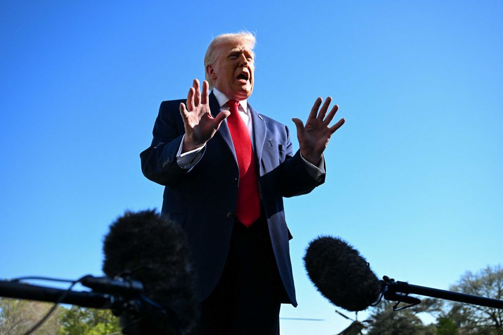 'You don't know anything!' Trump snaps at female reporter over Iran war negotiations