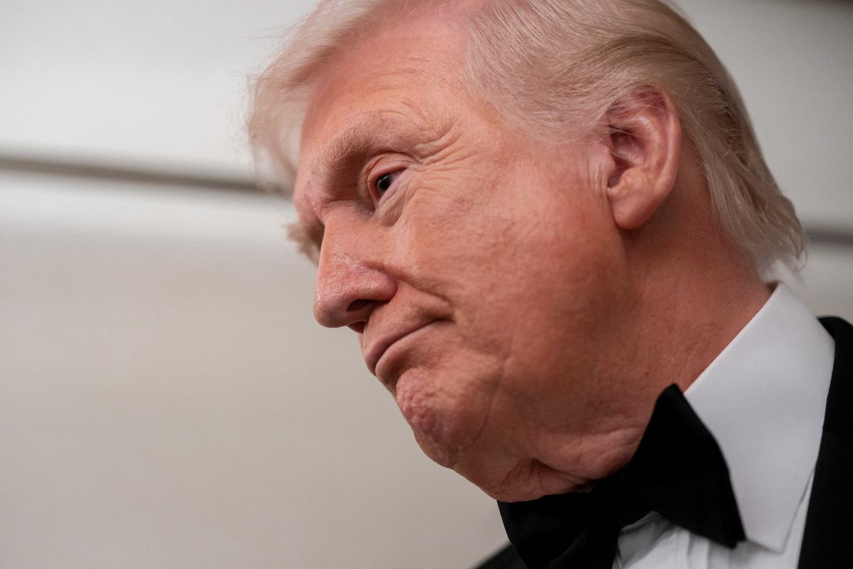 Furious Trump ridiculed for threatening to sue Grammy's host Trevor Noah over stinging jab