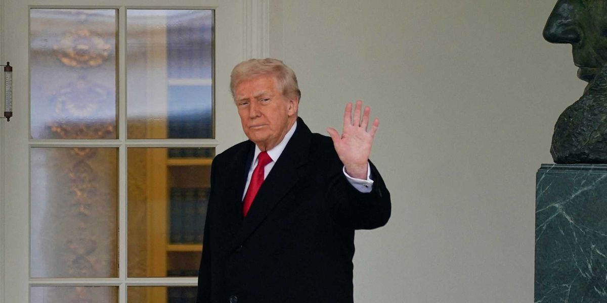 GOP strategist accuses Trump of 'phoning it in' as party faces red state humiliation