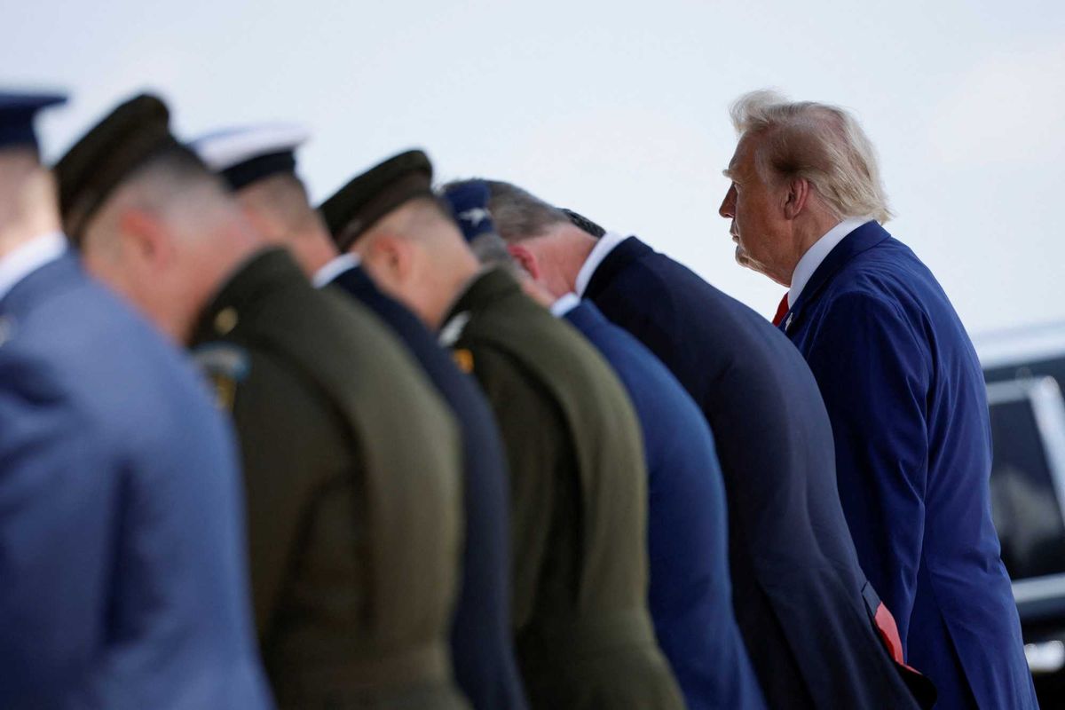 'Pathetic' Trump blasted for just 'staring off into the abyss' at dignified transfer
