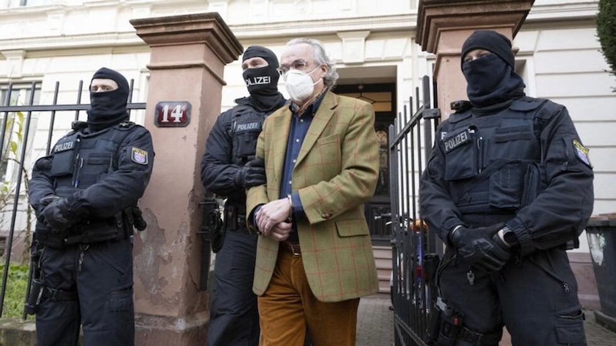 Trial begins for German far-right group accused of plotting coup